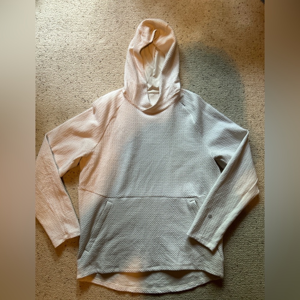 Lululemon Men’s At Ease Hoodie size Large. Like new!